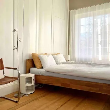 Lovely Studio In A Villa Lejlighed